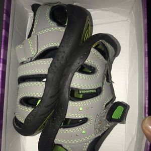 Pediped toddler boy shoes 6-6.5